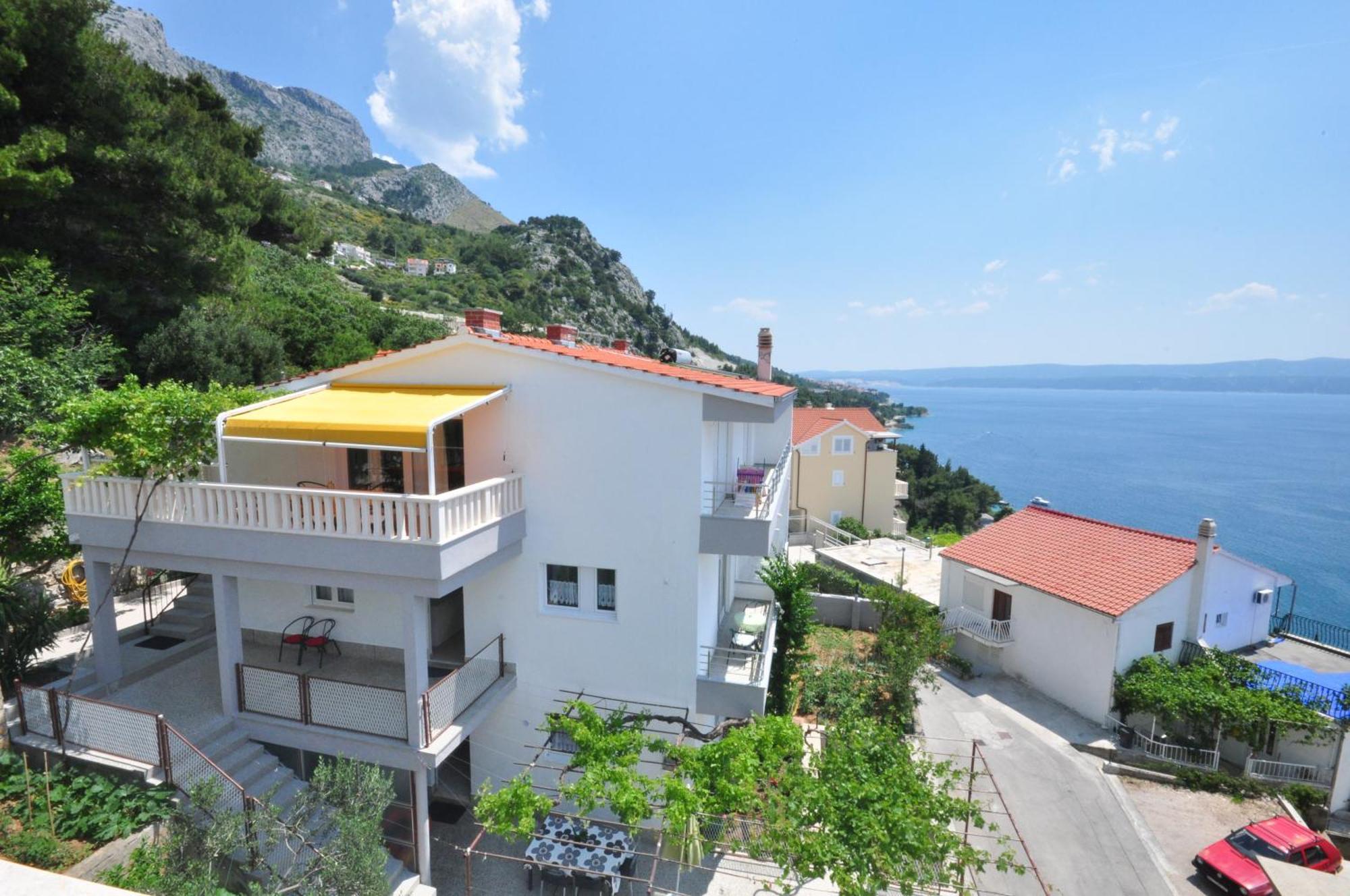 Apartments Zorka Leko Омиш Экстерьер фото